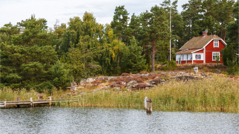 Plumbing Tips For Opening & Closing Your Cottage Up North